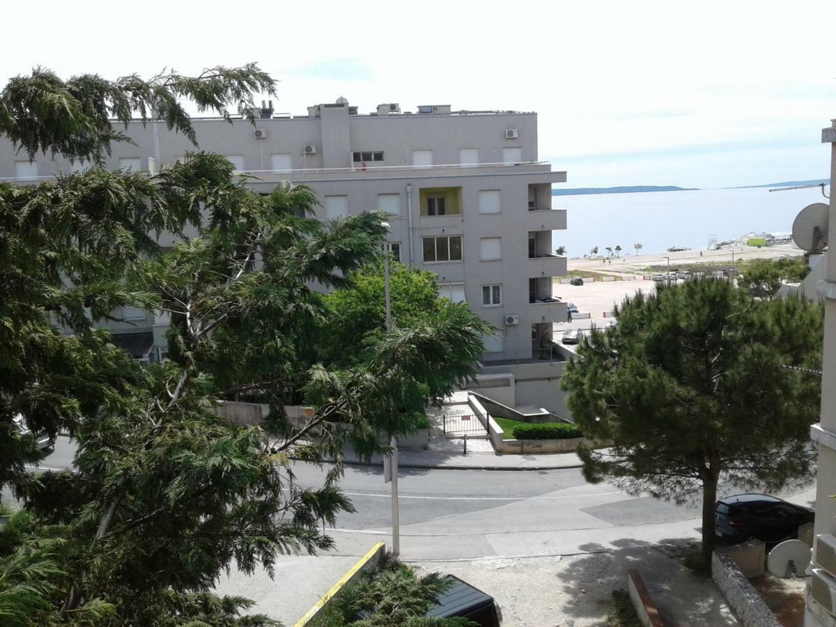 Apartment Marimar, Beachfront 1St Row Split Bagian luar foto